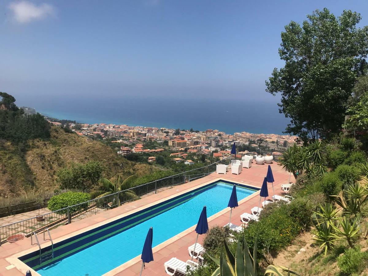 Villa Del Conte Drapia Exterior photo